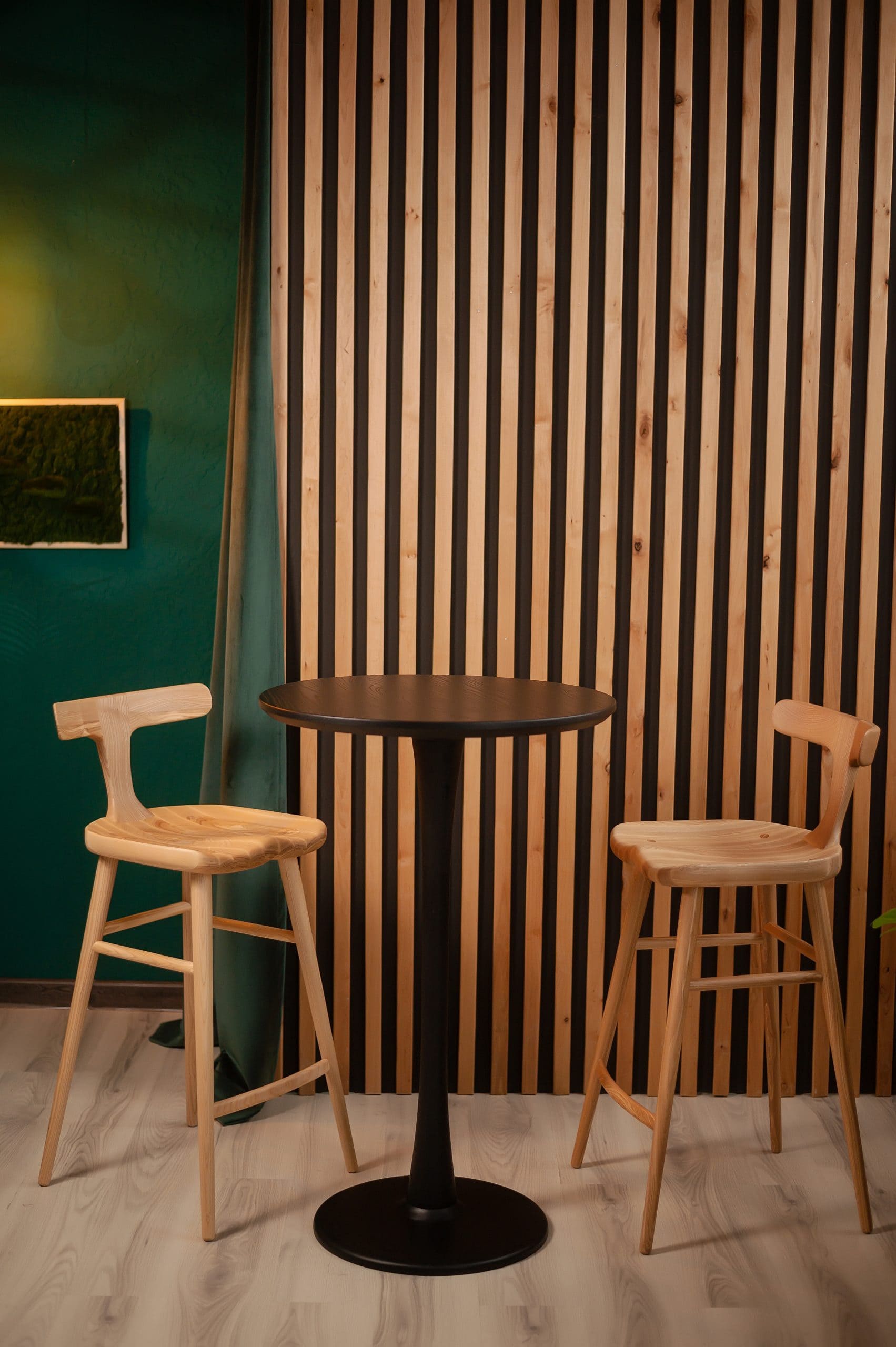 Table NOVAN – Image 24