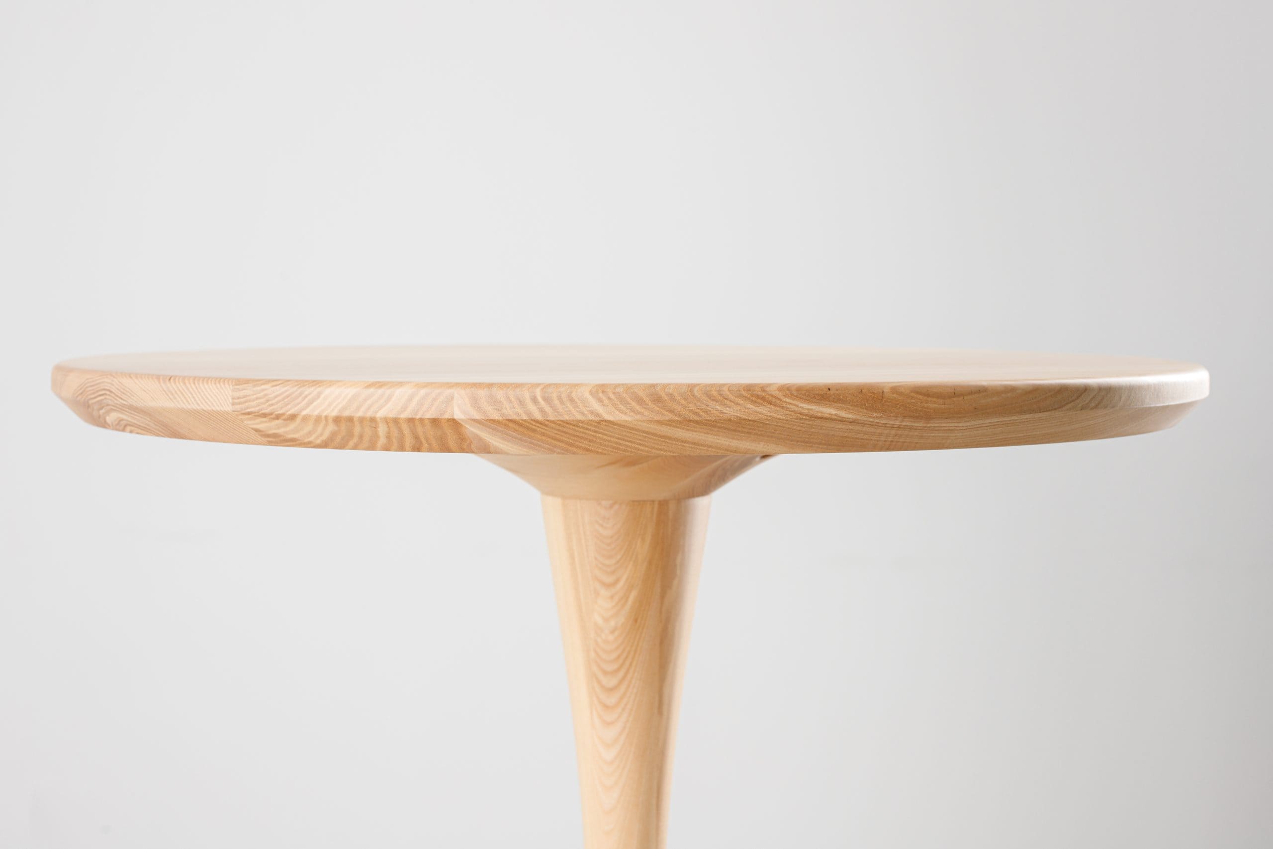 Table NOVAN – Image 3